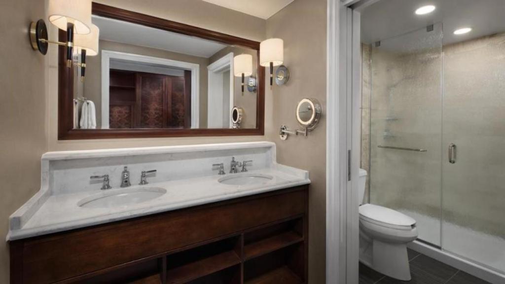 Disney'S Yacht Club Resort 博伟湖 外观 照片